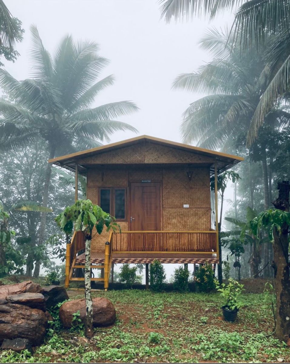 Kakkadampoyil Resorts with natural views